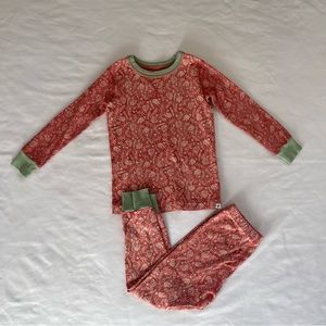 Pact Toddler 4T organic cotton red white dusty sage green Christmas pajamas